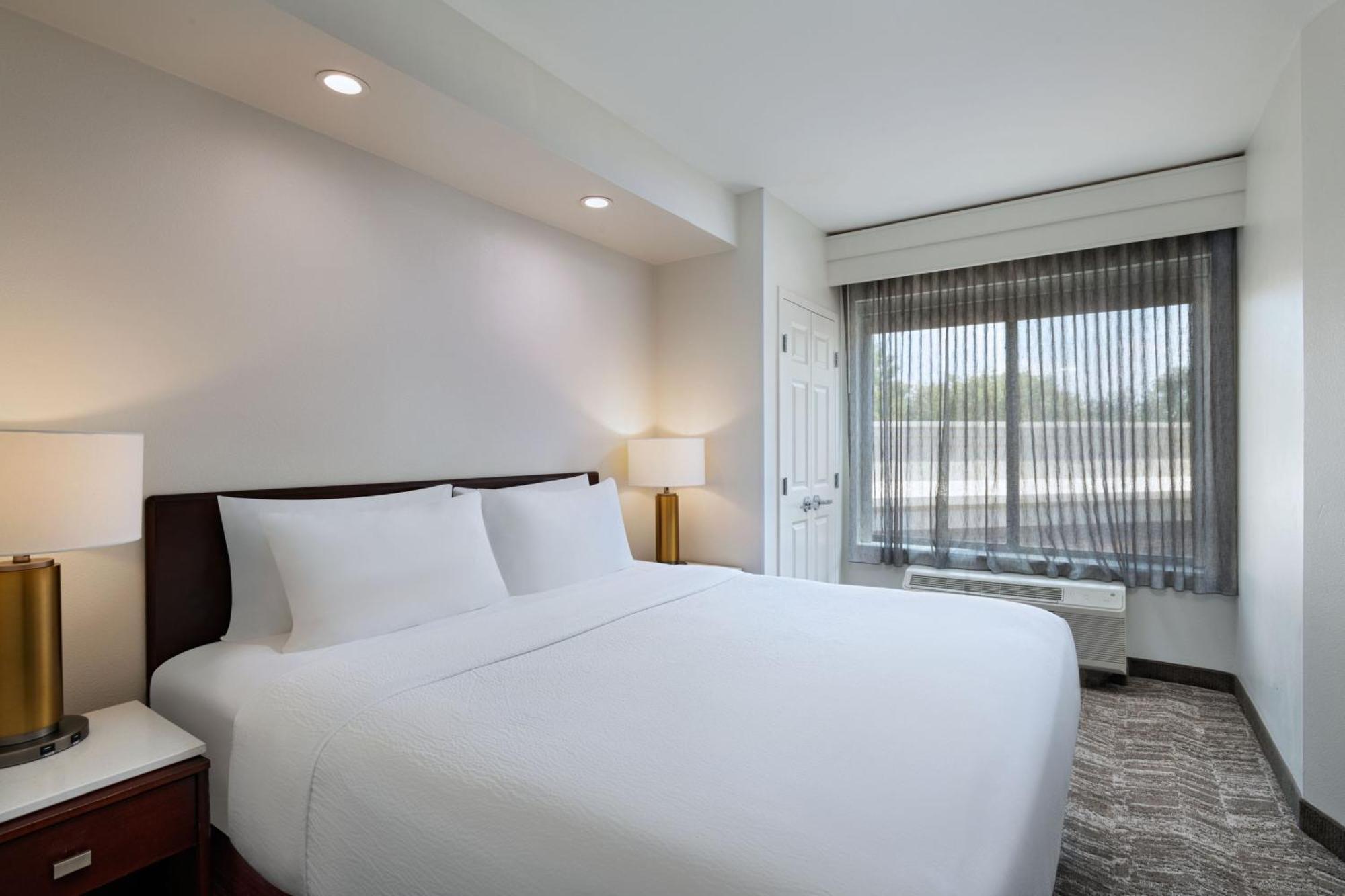 Springhill Suites By Marriott Dallas Dfw Airport East Las Colinas אירווינג מראה חיצוני תמונה