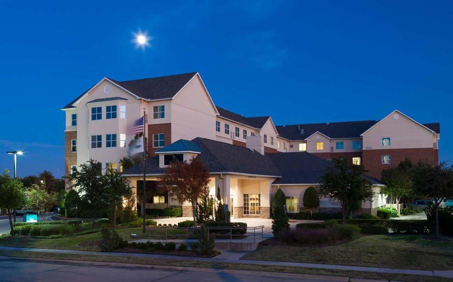 Springhill Suites By Marriott Dallas Dfw Airport East Las Colinas אירווינג מראה חיצוני תמונה